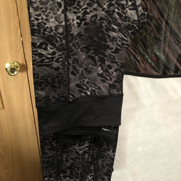 Betsey Johnson Pants - Betsy Johnson capris